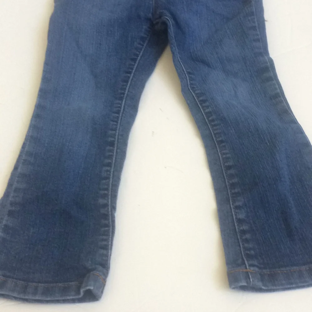 FINAL MARKDOWN The children’s place bootcut jeans 3t